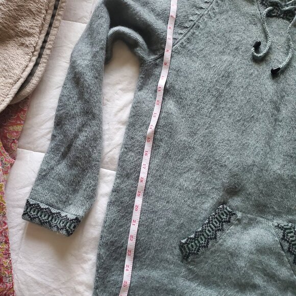 Alpaca Sweater / Hoodie Hand Made in Bolivia - Picture 7 of 7